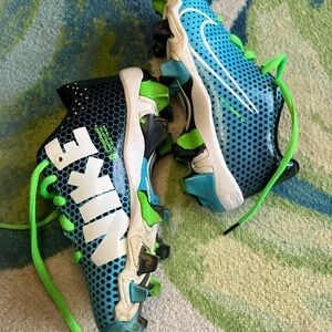 Nike Kids Black and Blue Sneakers